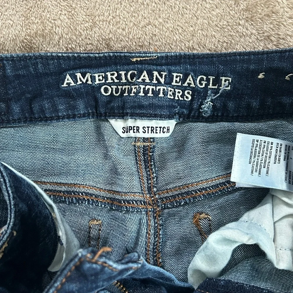 American Eagle Outfitters Distressed Blue Jeans/Jeggings - Picture 7 of 8